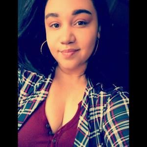 Meet your Posher, Raquel